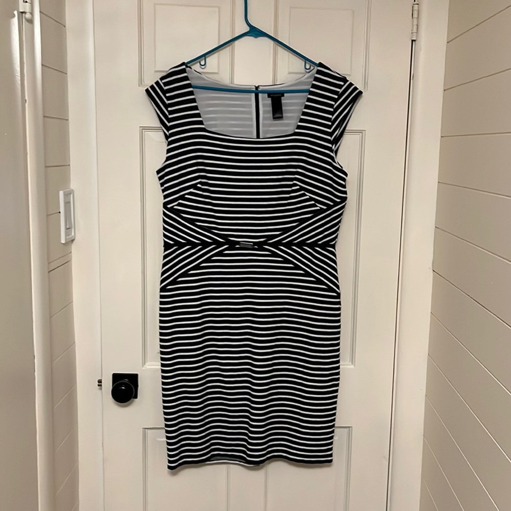 Ann Taylor Navy and White striped dress size 14